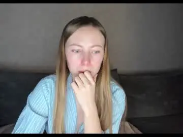 Tixxxy  live sex cam