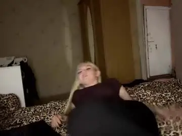 Willettealfiero  live sex cam