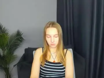 Yasminasage  live sex cam