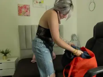 Amaia_04  live sex cam