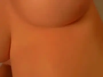 Deliadelicious  live sex cam