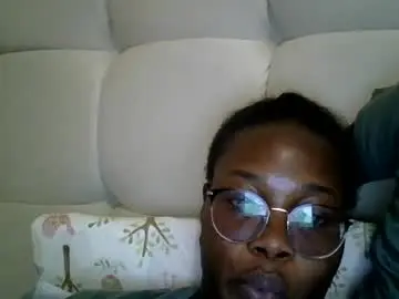 Honevey  live sex cam