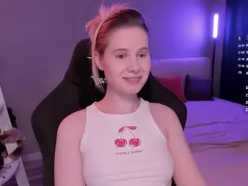 Imnotmia  live sex cam