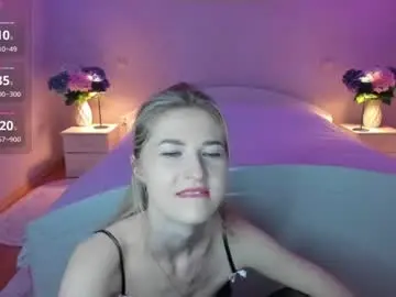 Julieblazex  live sex cam