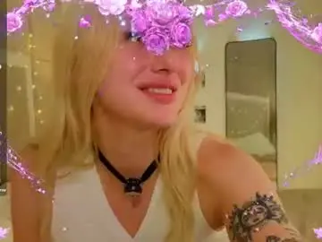 Kesyle  live sex cam