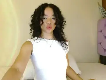 Kiararose19  live sex cam