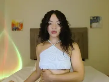 Kiararose19  live sex cam