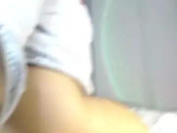 Kiararose19  live sex cam