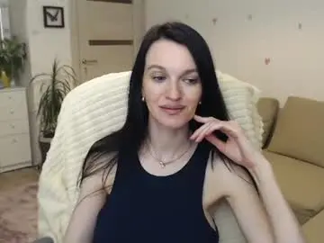 Lilliyves  live sex cam