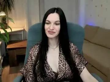 Lilliyves  live sex cam