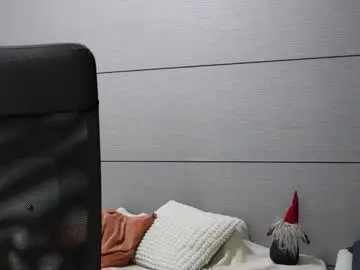 Littlestellaspark  live sex cam