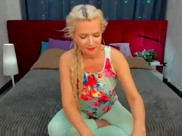 Luna_lew1s  live sex cam