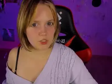 Madeline_doll  live sex cam