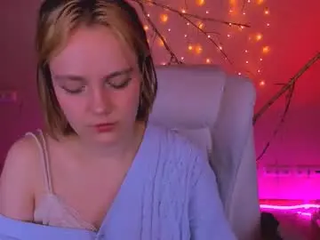 Madeline_doll  live sex cam