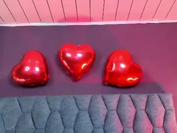 Mialeester  live sex cam