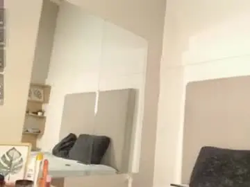 Queen_adhara  live sex cam