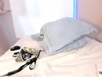Roxy_stone1  live sex cam