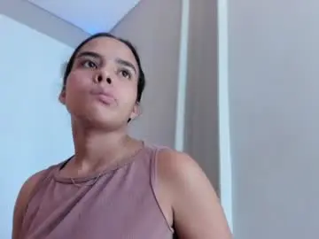 Roxy_stone1  live sex cam
