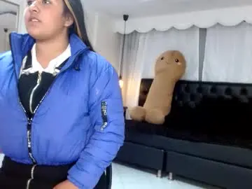 Sophie_reed_  live sex cam