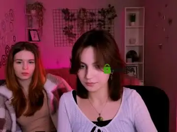 Angie_foxy  live sex cam