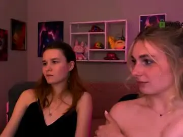 Angie_foxy  live sex cam