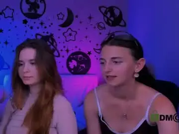 Angie_foxy  live sex cam