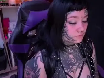 Aradia66  live sex cam