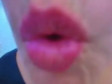Bellotakey  live sex cam