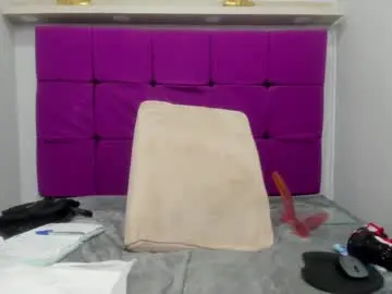 Candy_big_tits18  live sex cam