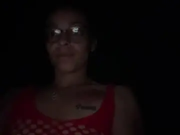 Desirelillypuff  live sex cam