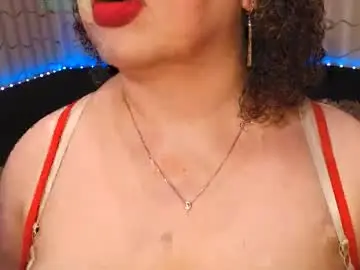 Lipsaddiction  live sex cam