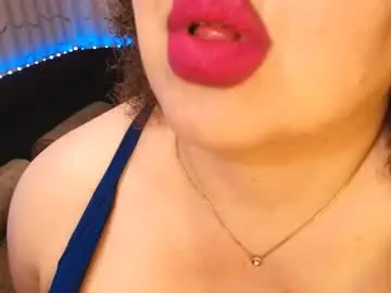 Lipsaddiction  live sex cam