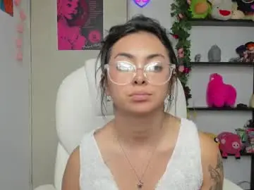 Marcelinegh  live sex cam