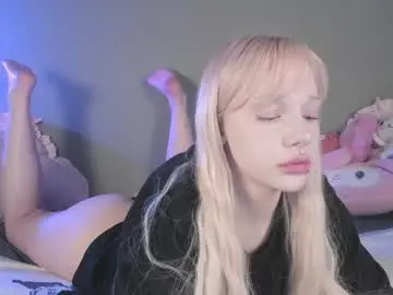 Nicole_yo  live sex cam