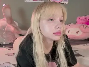 Nicole_yo  live sex cam