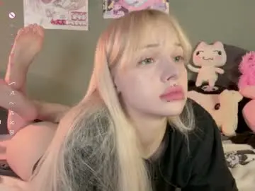 Nicole_yo  live sex cam