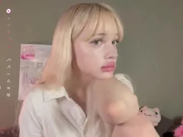 Nicole_yo  live sex cam