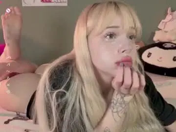 Nicole_yo  live sex cam
