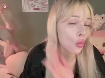 Nicole_yo  live sex cam