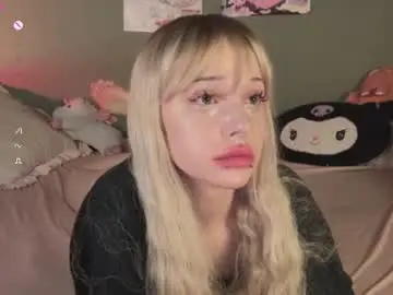Nicole_yo  live sex cam