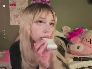 Nicole_yo  live sex cam