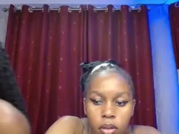 Pretty_lioness_  live sex cam