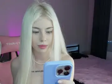 Red_qwe  live sex cam