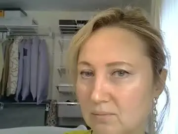 Rosemeonce  live sex cam