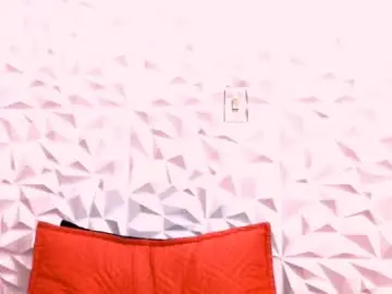 Carolinelover_35  live sex cam