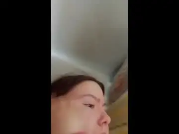 Chloegloww  live sex cam