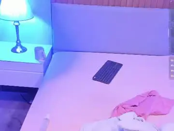 Curvyqueen_  live sex cam