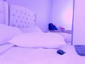 Emaadamss  live sex cam