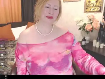 Helen_lloyd  live sex cam