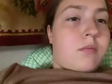 Hornyluvv  live sex cam